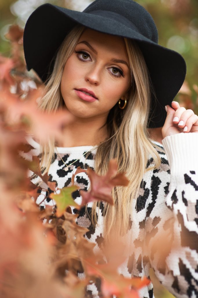 Fall Senior Pictures Wichita, KS girl in black hat and sweater
